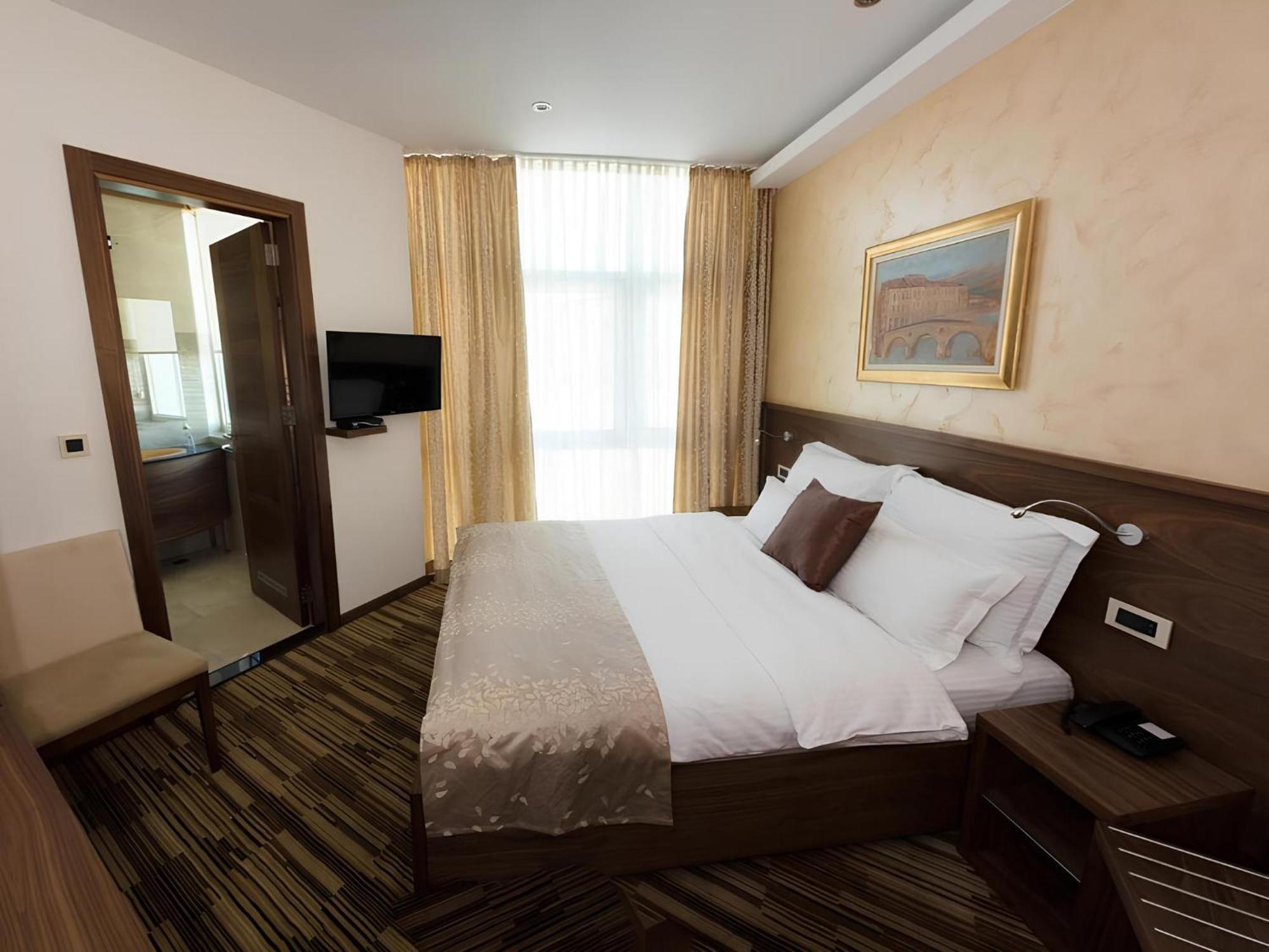 Hotel Bistrik Exclusive Сараево Экстерьер фото